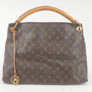 Louis Vuitton purse